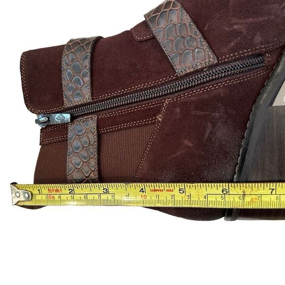 NWT Donald Pliner Brown Suede & Leather Boots- size 8.5 - Picture 6 of 9